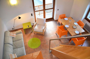 Residence Abeille - 2 pièces mezzanine 4 personnes, 50m² + 10m² - Centre du village MAE-4111
